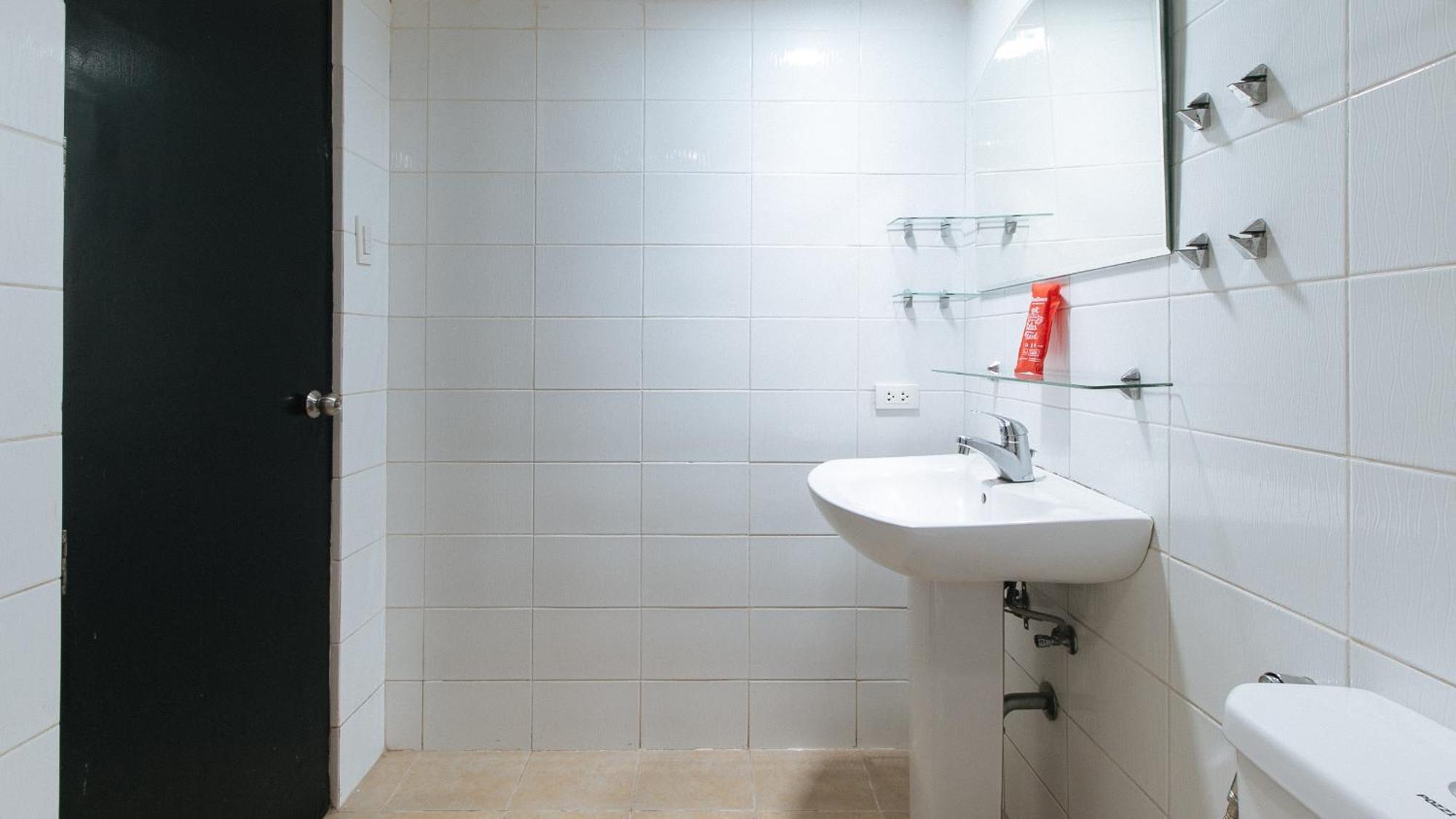 Reddoorz At Kassel Residences Paranaque Paranaque City Екстер'єр фото